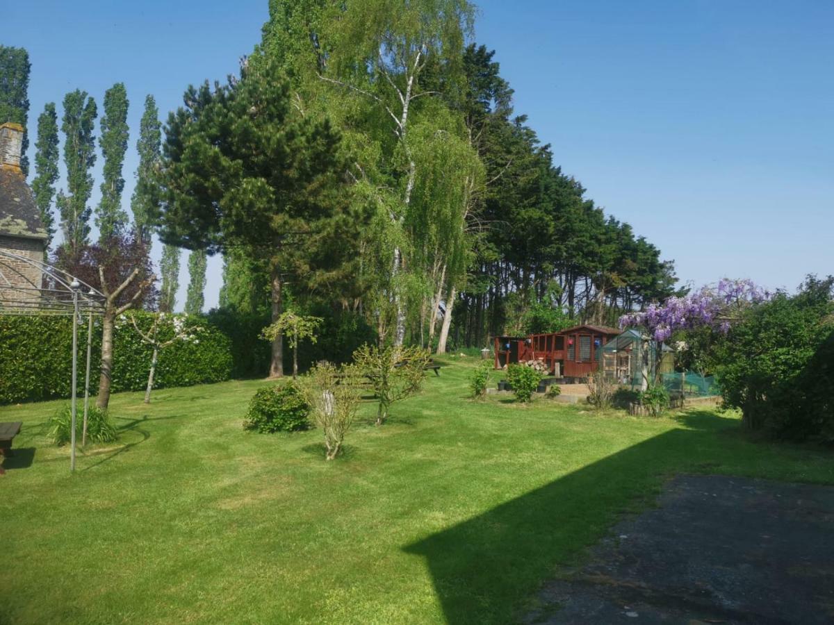 La Loctais Villa Les Portes du Coglais ภายนอก รูปภาพ