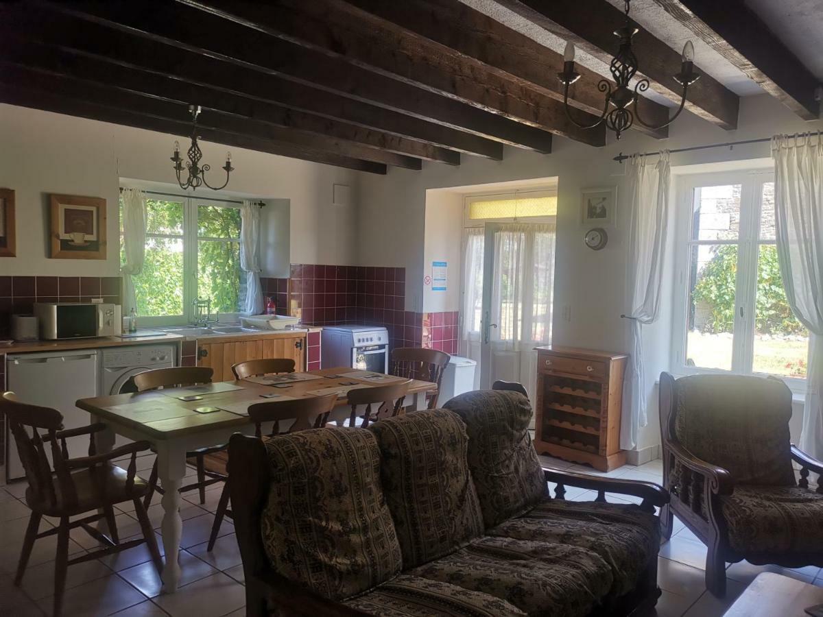 La Loctais Villa Les Portes du Coglais ภายนอก รูปภาพ